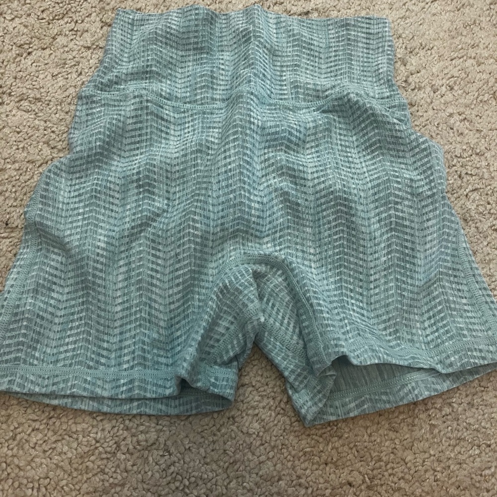 Ptula peak shorts